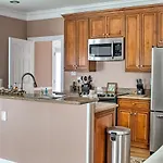 Waterfront Villa 23 Miles To Downtown New Orleans