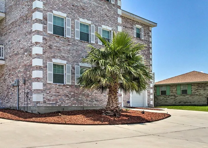 Waterfront Villa 23 Miles To Downtown New Orleans